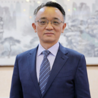 专访财信证券董事长刘宛晨：不谋求“大而全”，立志打造精品型券商