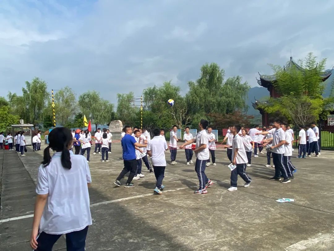 “探秘白沙溪 尋道黑茶源”——東坪中學(xué)來白沙溪開展研學(xué)實(shí)踐活動14.jpg