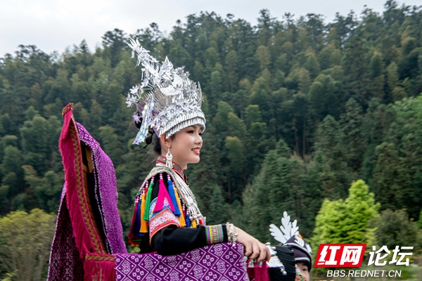 2025. 4.19通道大戊梁歌会 王启友摄 15367572777(4).jpg