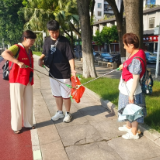 衡阳志愿者夏日巡河净滩，为母亲河“美颜”