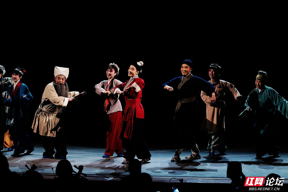 nEO_IMG_nEO_IMG_国家非遗巴陵戏复排的历史名剧《九子鞭》剧照 (9) 许理伟 摄.jpg