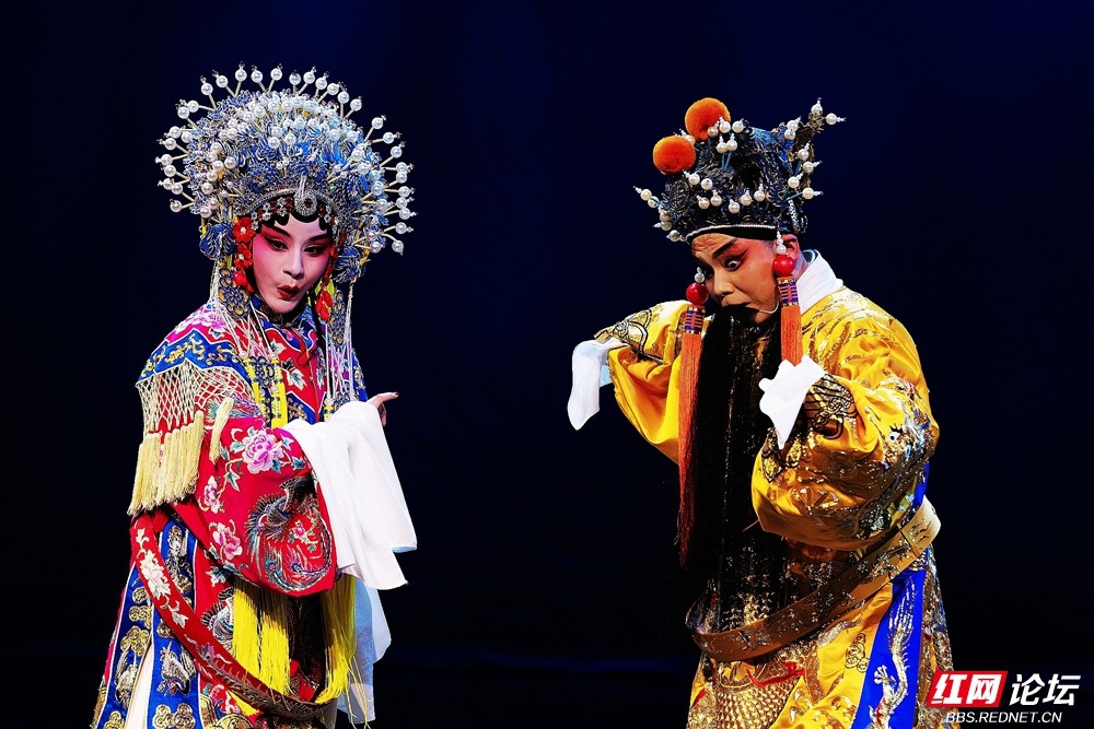 nEO_IMG_nEO_IMG_国家非遗巴陵戏复排的历史名剧《九子鞭》剧照 (8) 许理伟 摄.jpg