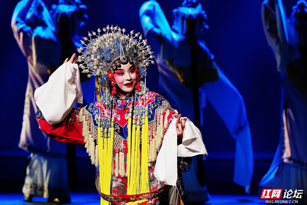 nEO_IMG_nEO_IMG_国家非遗巴陵戏复排的历史名剧《九子鞭》剧照 (7) 许理伟 摄.jpg