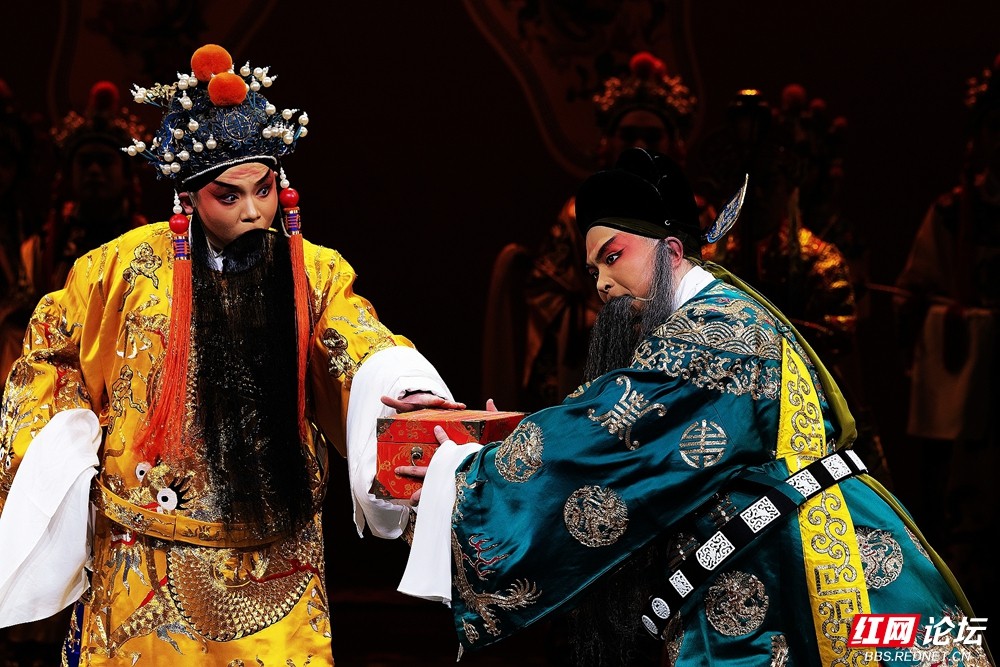 nEO_IMG_nEO_IMG_国家非遗巴陵戏复排的历史名剧《九子鞭》剧照 (4) 许理伟 摄.jpg