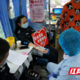疫情渐退 邵阳交警用热血传递温暖