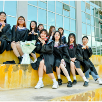 邵阳学院：“毕业照”秀青春