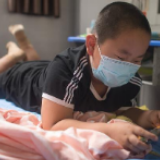 为人民生命安全撑起“安全伞”——湖北紧急转移安置受灾群众速写