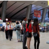 暑运高铁出行升温 长沙南站客流恢复九成