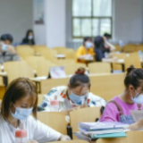 大学生返校高峰将至 高校防疫从校门到宿舍全覆盖