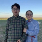 厉害了！牧民妈妈和儿子一同参加高考，都被录取了