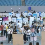 张纪南：稳就业筑牢民生之基