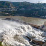 三门峡水利枢纽进行调水调沙