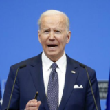 拜登签署文件，芬兰瑞典离加入北约又近一步