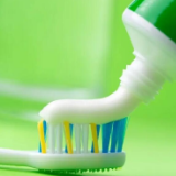 全国爱牙日：牙膏会产生“耐药性”？要经常换？真相是……