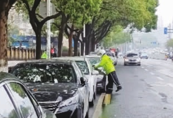 车主注意了！下月起长沙这248条路段违停即罚