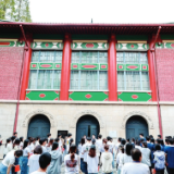 百年校园Citywalk，感受“最上海”城市文脉 | 共建人民城市，共享美好生活