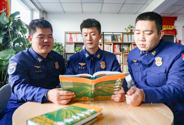 “火焰蓝”品读《大兴安岭深处》（下）