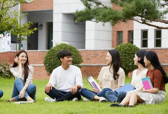 大学管理“中学化”？ 协同育人要把握好度