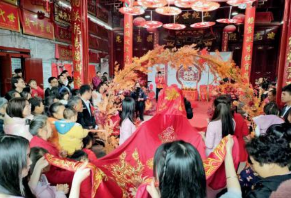 《沙洲日记》丨当乡风遇上婚礼，烟火气勾勒出美好回忆