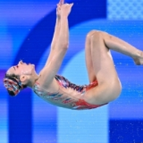 外眼看奥运 | 中国花游队夺金引热议：“令人难以置信的艺术表演”