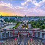 我国近六成普通高中学生在县中就读——如何办好家门口的县中