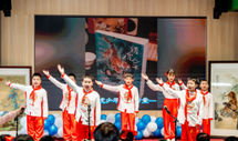 博才梅溪湖小学2115班举办新书发布会暨十岁成长礼在笨狼家·林木森书店举行
