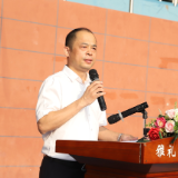 开学第一课|雅礼洋湖侯朵朵:借三则故事谈青春担当