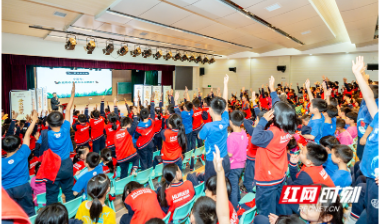 穿越亿万年！“恐龙称霸之路”科普课走进长沙校园