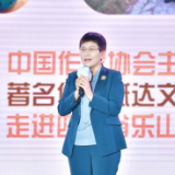 麓山有客来｜汤素兰：在童话里，陪孩子慢慢成长