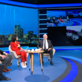 全球连线|中国说:美国时事评论员为中国式民主打call