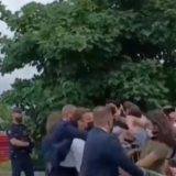 国际观察丨马克龙视察期间遭人掌掴，“孤立事件”在法国早有先例