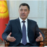 百国百党看百年大党丨全球连线：“我要给中国共产党的伟大成就打最高分”——访吉尔吉斯斯坦总统扎帕罗夫