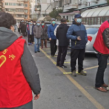 在这里,“银发志愿者”变身“楼门CEO”