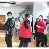 “这也是我心爱的校园”——“洋学生”活跃在上海高校抗疫一线