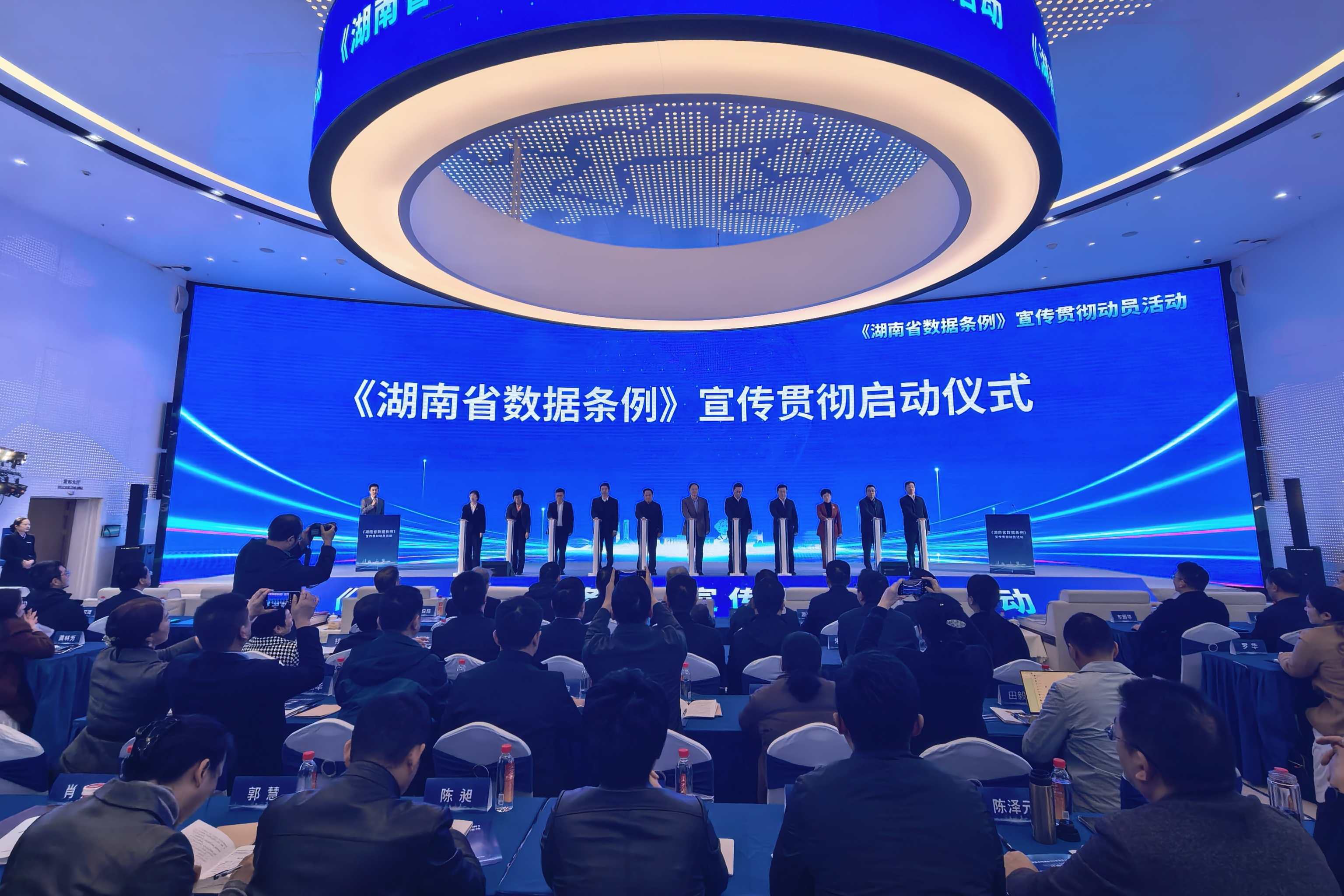 2428e2fa6442d63a82d00b3e862e65d8.jpg 2428e2fa6442d63a82d00b3e862e65d8.jpg