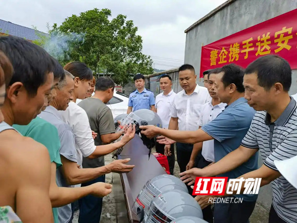 e61190ef76c6a7efc99364641df8035df2de66ce_副本.jpg
