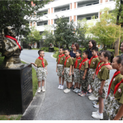 壮哉！“全军十大英模”雕像矗立长沙这座校园 