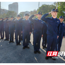 宁乡大队组织消防文员开展队列训练