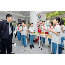 雨花千名师生同享劳动之趣,共话成果之喜