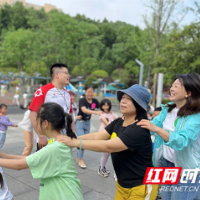 文明实践在雨花丨感恩母亲节 廉洁话家风