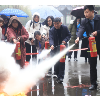 湖南现代物流职院：消防“燃”动校园，安全“练”实防控