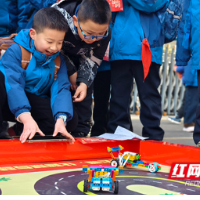 校园寻“春光”,乐启新学期