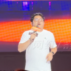 视频丨外卖小哥晚会大吐槽 深夜敲门被评“破坏家庭和谐”