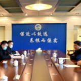 戴德清走访慰问湖南人文科技学院党委书记、教授刘和云