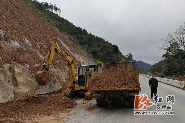 抢抓天气，消除公路顽瘴痼疾 (1)H.jpg
