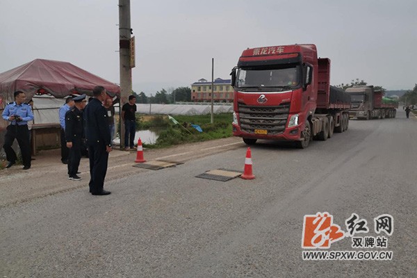 货车交通整治H.jpg
