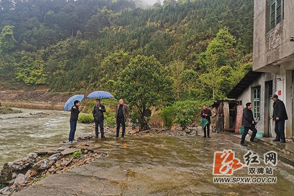 王焕金h.jpg 王焕金h.jpg