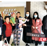 致敬最美逆行者，湖南省文化馆志愿者慰问一线医护人员家属