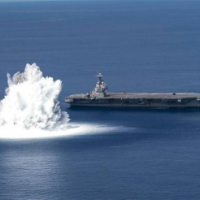 美军自己“炸”航母！福特号进行“抗冲击试验”，30多年后首次