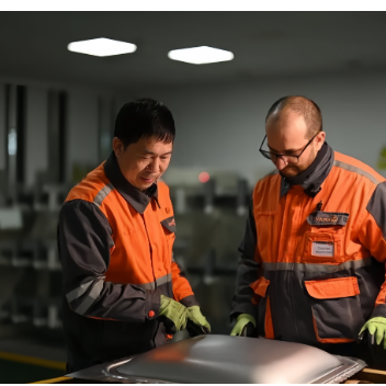 人民的代表｜欧云飞：创新驱动 给汽车穿上“安全铠甲”